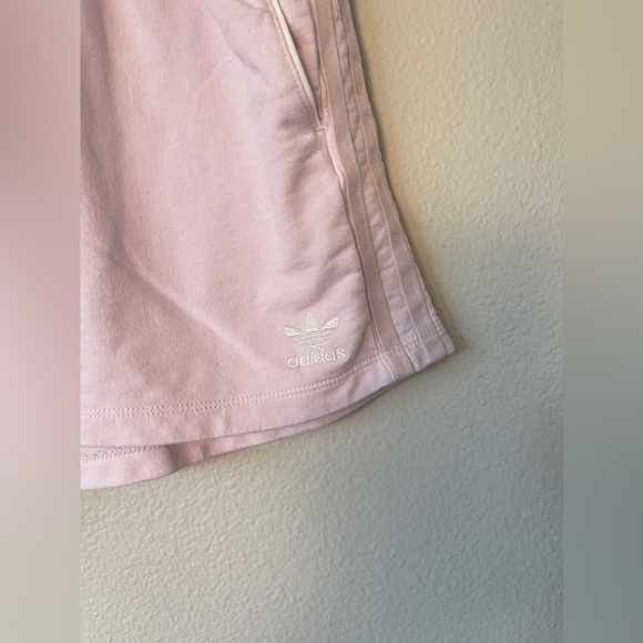 Adidas 3-Stripes Pink Shorts (S large) - Picture 2 of 4